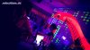 Bar, Theke, Bedienung, Frau hinter Theke, Schwarzlicht, schneerot, subculture